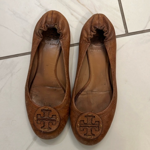 Tory Burch Miller size 7 camel flats - Picture 1 of 6